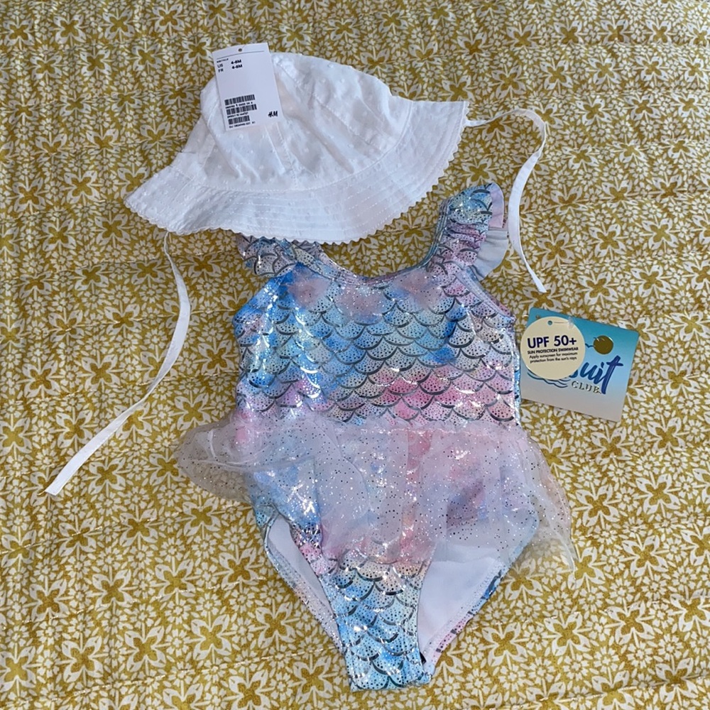 ☀️ NWT Baby Girl Swim Suit and Hat ☀️